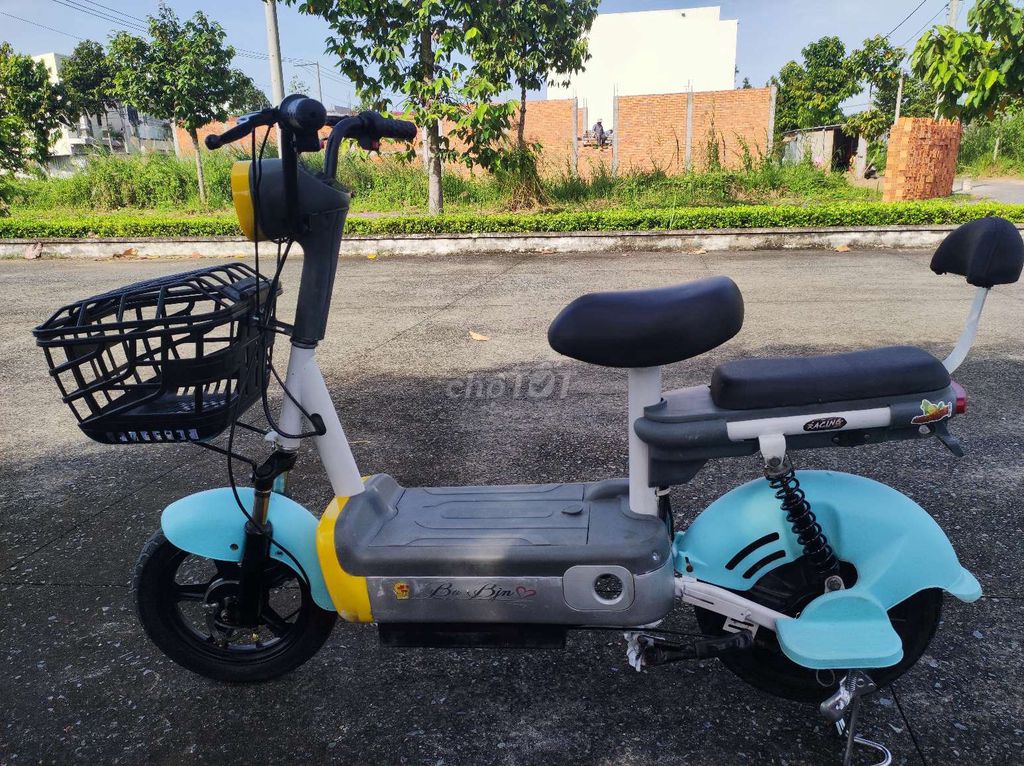 Xe đạp điện nhỏ gọn xinh xắn rất đẹp. Mua bán Xe điện tại Thành phố Vĩnh Long Vĩnh Long được đăng bởi thùy dương hình 1