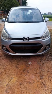Hyundai i10 2014 Bản đủ Bạc