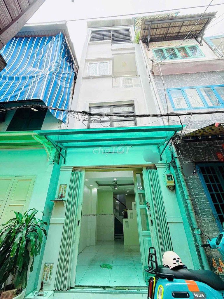 Rent · 2 bd · 21 м² · Quận 5, ул. Đường Bạch Vân