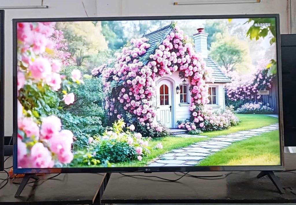 📺 THANH LÝ TV LG 4K 50 INCH GIỌNG NÓI CHUỘT BAY. Mua bán Tivi, Âm thanh tại Quận Cẩm Lệ Đà Nẵng được đăng bởi Nguyễn Thị Ngọc hình 1