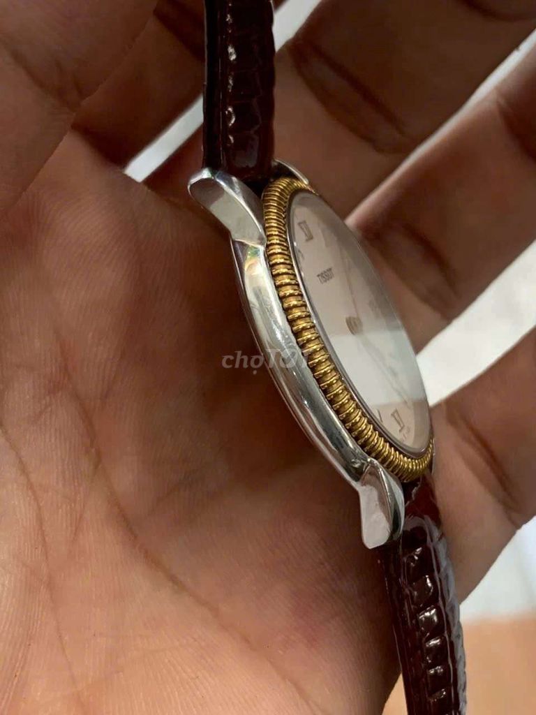 Đồng hồ thụy Sỹ 36mm mỏng đẹp