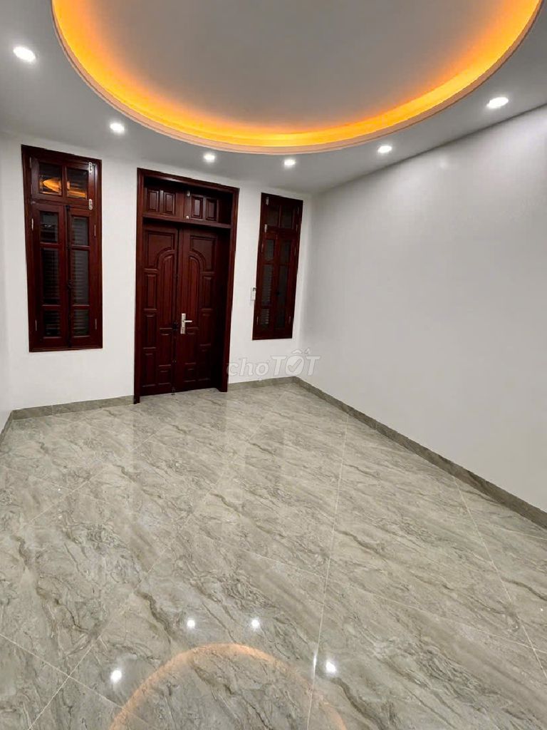 Nhà Lê Đức Thọ, 32m2x6 tầng, thang máy, ôtô tránh nhau