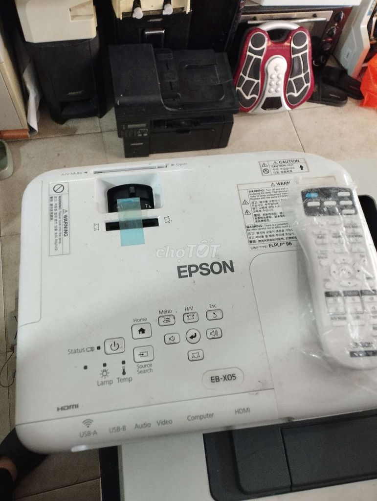 Xác máy chiếu Epson EB-XO5 không lên hình