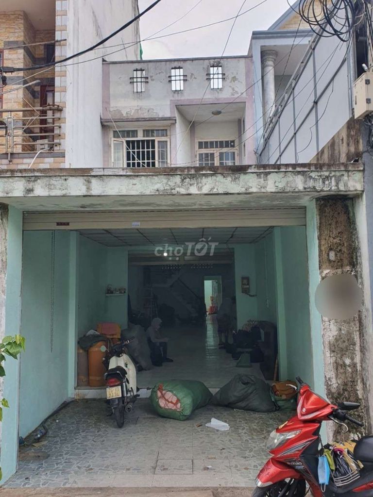 Nhà cho thuê Hương Lộ 2 gần BV Bình Tân phù hợp làm nghề, cắt may,...