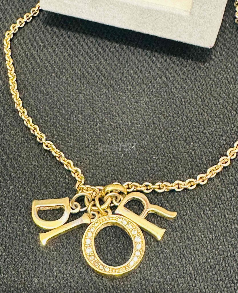 Dây chuyền Dior Auth