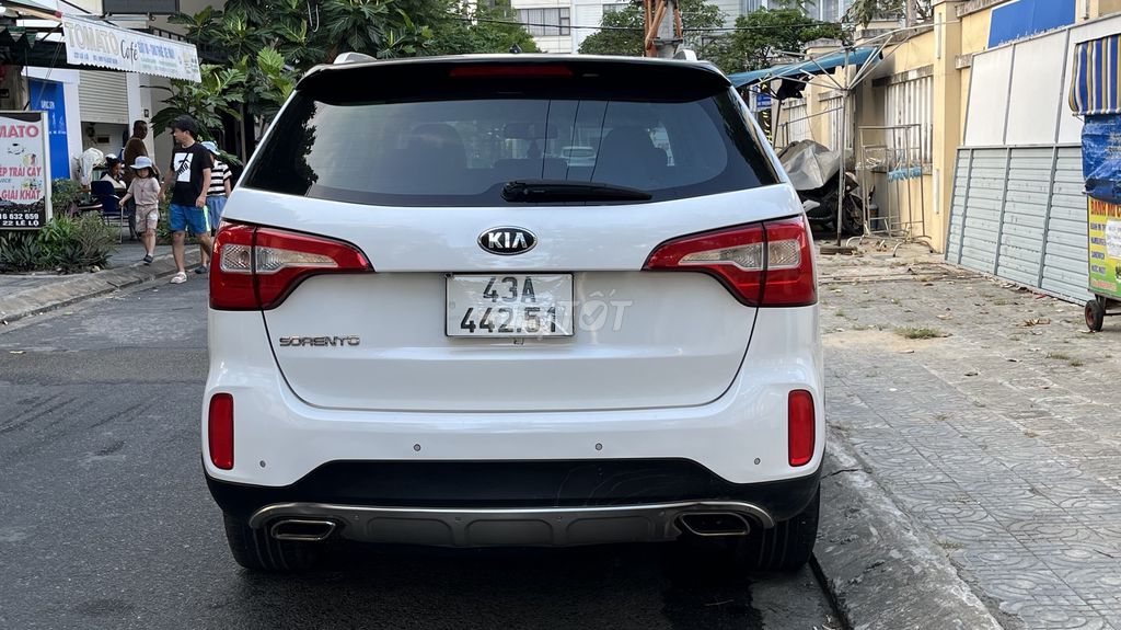 Kia Sorento 2019 2.4 GAT Deluxe - 137722 km. Mua bán Ô tô tại Quận Ngũ Hành Sơn Đà Nẵng được đăng bởi Mr Kim hình 4