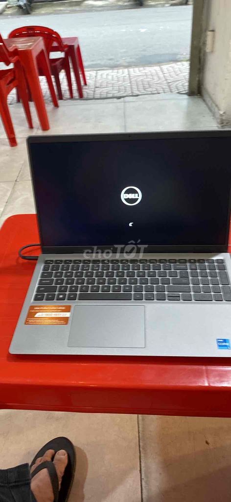 Dell Vostr***5U 15.6 inch 8GB/512GB office home. Mua bán Laptop tại Quận 3 Tp Hồ Chí Minh được đăng bởi Trần Trung hình 1