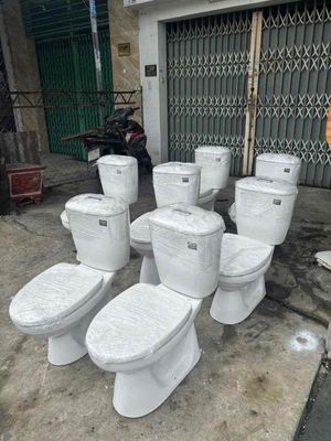 em thanh lý bồn cầu inax 306 vt. Mua bán Thiết bị vệ sinh, nhà tắm tại Quận Tân Phú Tp Hồ Chí Minh được đăng bởi Bồn cầu cũ và mới 