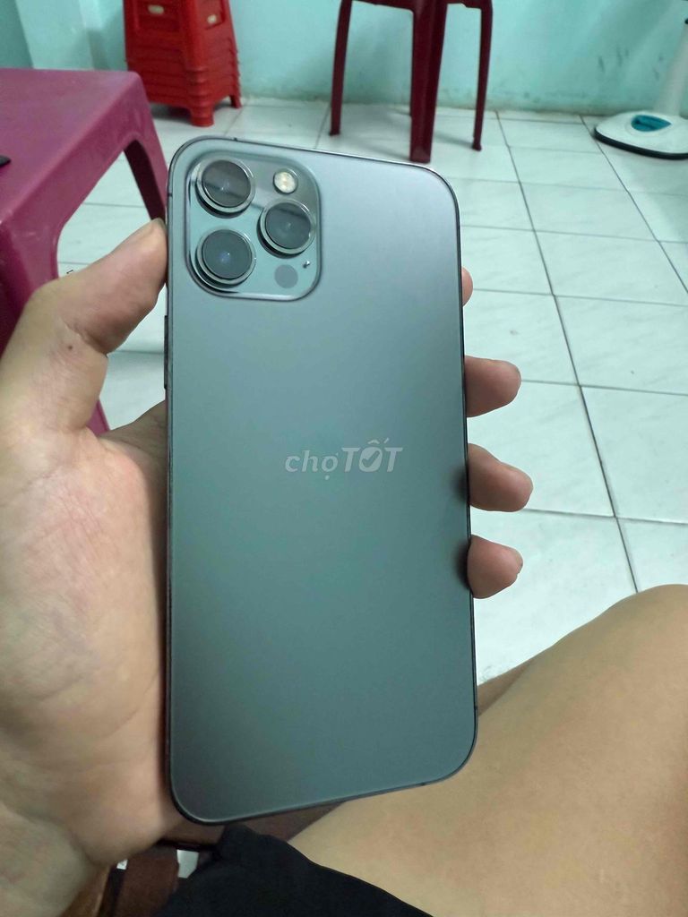 Apple iPhone 12 Pro Max 128GB Xám. Mua bán Điện thoại tại Quận Phú Nhuận Tp Hồ Chí Minh được đăng bởi huỳnh thu lan hình 1