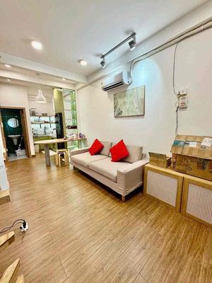 Аренда · 2 комн. · 35 м² · Quận 7, ул. Đường Huỳnh Tấn Phát