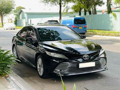 Toyota Camry 2.5Q SX 2019,  mẫu mới nhập Thái