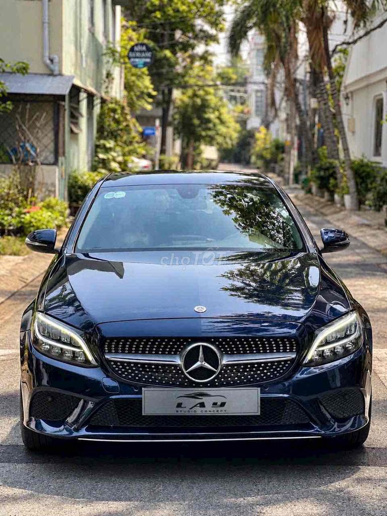 Мерседес C200FL модель 2019 года супер красивая 👍