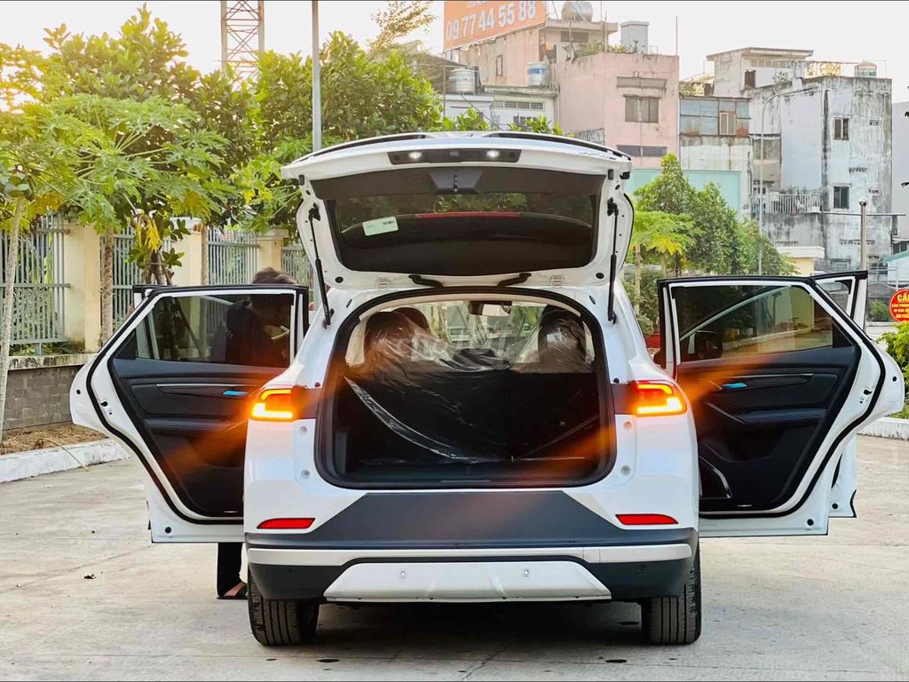 VinFast VF8 S 2024 Trắng. Mua bán Ô tô tại Quận 12 Tp Hồ Chí Minh được đăng bởi VinFast An Sương Quốc Lộ 1A hình 11