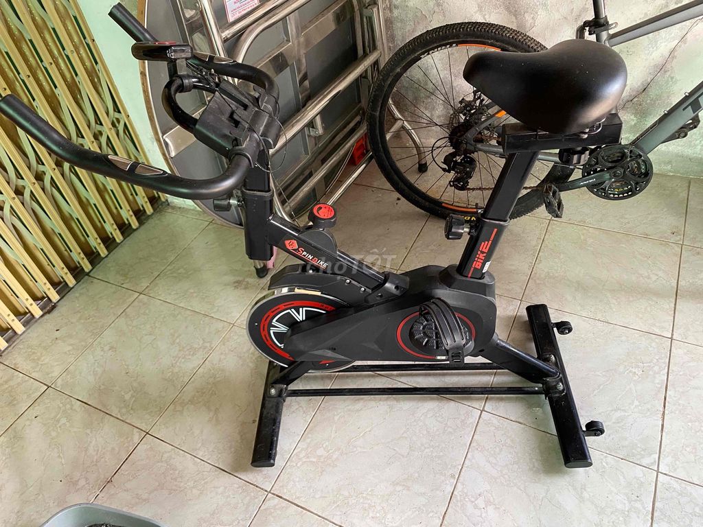 xe đạp trong nhà. Mua bán Xe đạp tại Huyện Hòn Đất Kiên Giang được đăng bởi Quang Duy hình 1