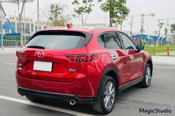 Mazda CX5 2.0 Deluxe 2020 Красный 50 000 км
