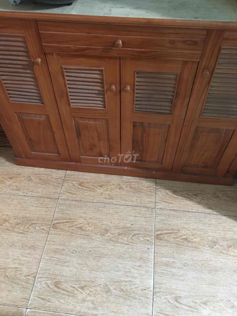 Tủ giày Gỗ Nâu Đơn giản. Mua bán Tủ, kệ gia đình tại Quận Lê Chân Hải Phòng được đăng bởi Đoàn Thanh hình 1