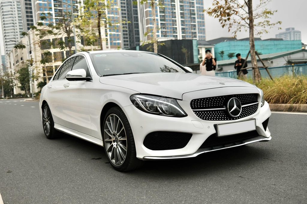 MERCEDES C300 AMG 2017 Chạy 3,8 Vạn Mới Nhất HN