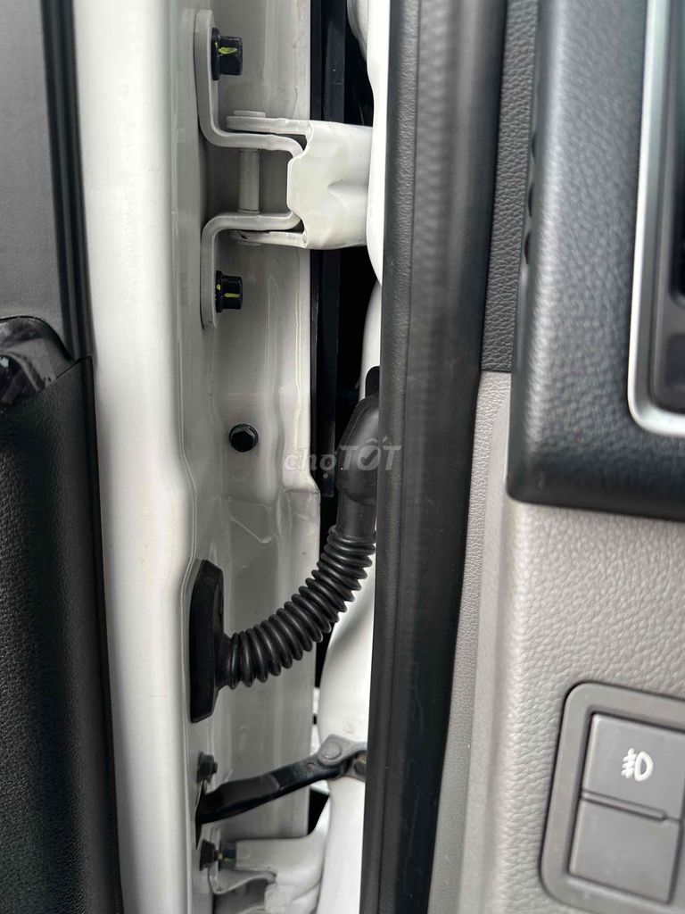 Hyundai Solati 2018 Trắng. Mua bán Phương tiện khác tại Huyện Củ Chi Tp Hồ Chí Minh được đăng bởi hông phung hình 14