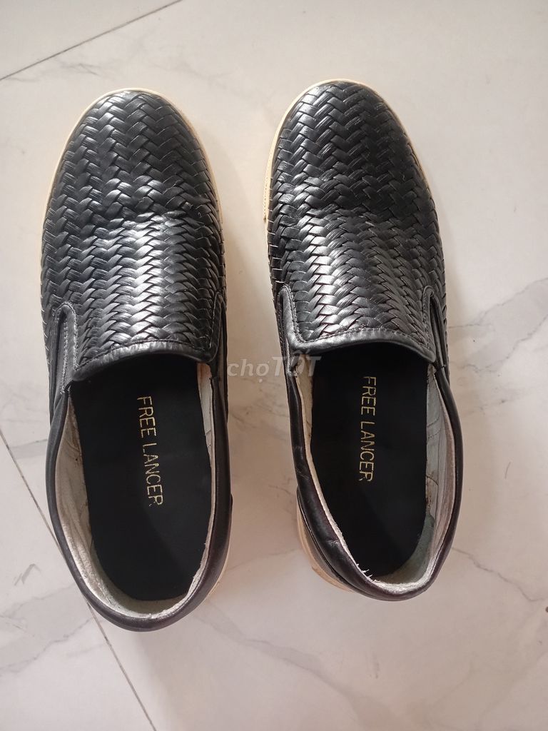 Giày lười nam Da bò Đen size 41 Hàn Quốc. Mua bán Giày dép tại Thành phố Thủ Dầu Một Bình Dương được đăng bởi Cuong đồ nhật hình 1