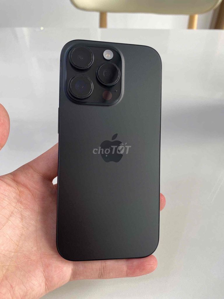 Apple iPhone 16 Pro 128GB Đen zin keng bh 9/2026. Mua bán Điện thoại tại Quận Tân Bình Tp Hồ Chí Minh được đăng bởi Shop Trung Văn Apple Watch hình 1