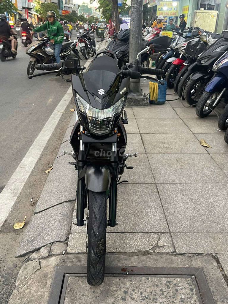 Suzuki raider Fi 2019 mới 90% Bstp chính chủ. Mua bán Xe máy tại Quận Tân Phú Tp Hồ Chí Minh được đăng bởi Tuanduy hình 6