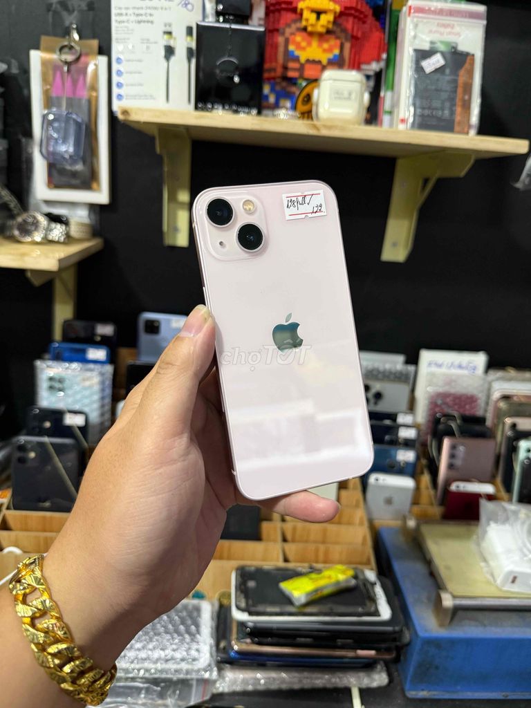 Apple iPhone 13 128GB Hồng Đã dùng. Mua bán Điện thoại tại Quận Bình Thạnh Tp Hồ Chí Minh được đăng bởi SyTuan hình 1