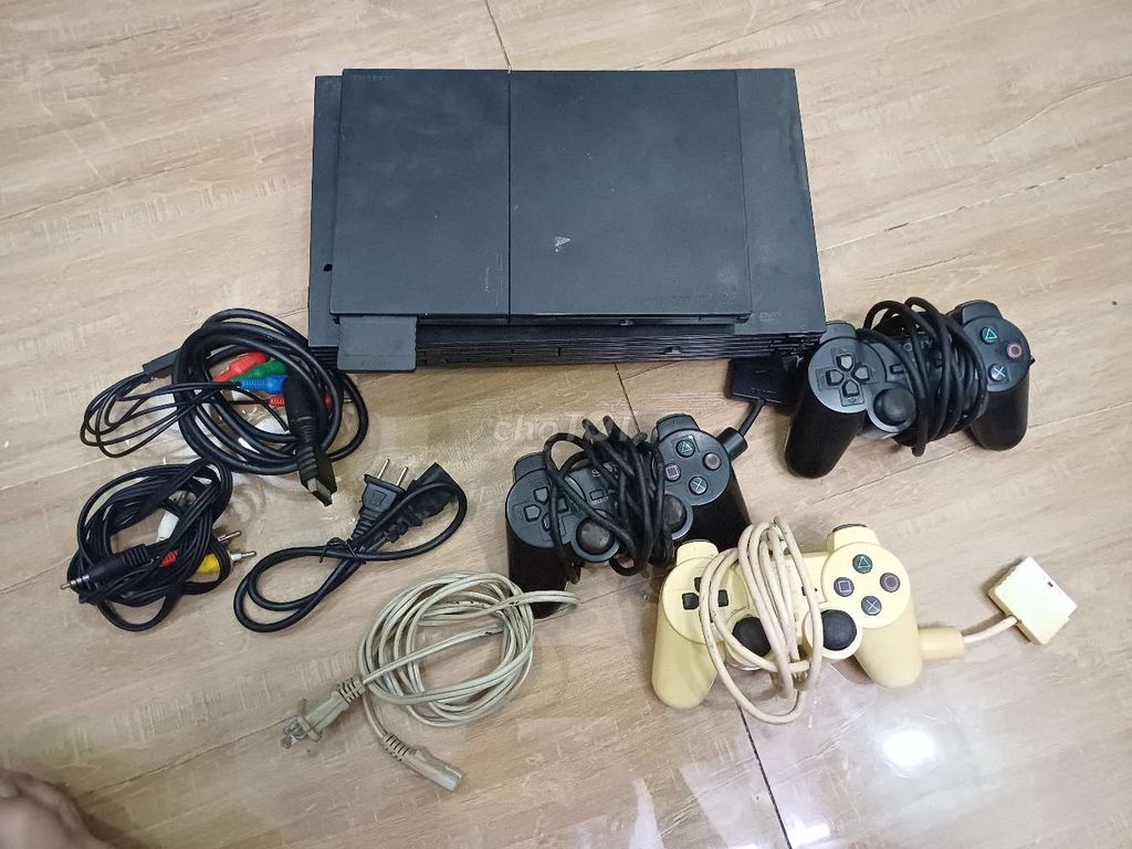 Máy chơi game Sony PlayStation 2 Đen Đã sử dụng. Mua bán Thiết bị chơi game tại Quận 4 Tp Hồ Chí Minh được đăng bởi Nguyên Chuong  hình 1