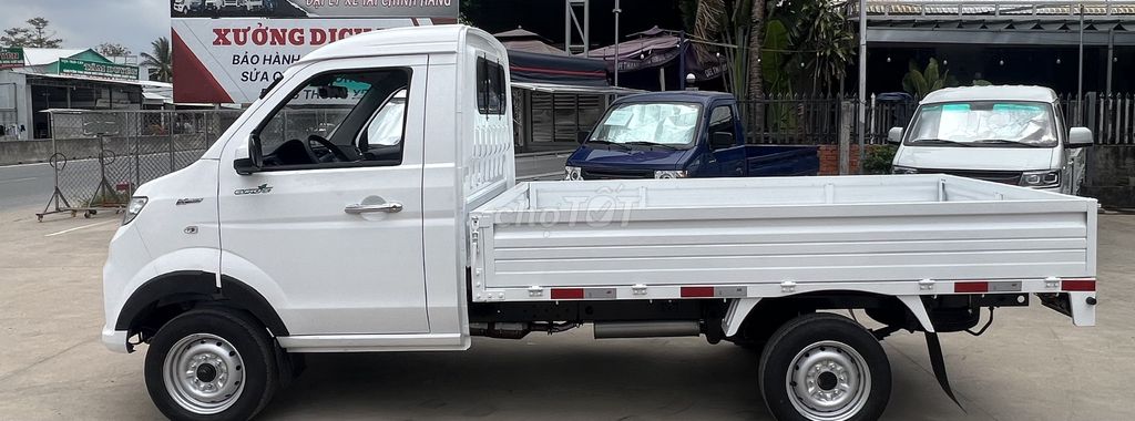 Xe SRM T35 990kg, có máy lạnh, ghế da, màn hình. Mua bán Xe tải, xe ben tại Quận Bình Thuỷ Cần Thơ được đăng bởi Ô Tô Trường Vũ hình 3