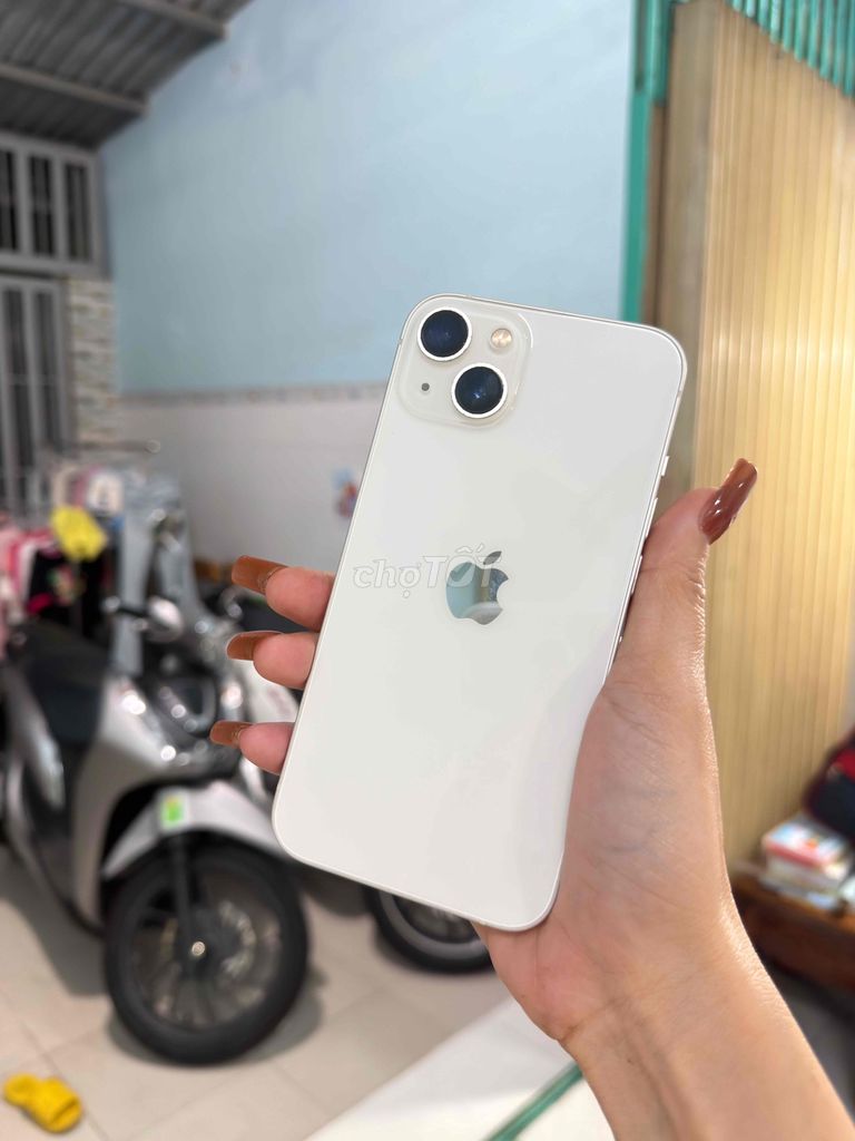 Apple iPhone 13 256GB Trắng 98%. Mua bán Điện thoại tại Thành phố Biên Hòa Đồng Nai được đăng bởi Huỳnh  hình 1