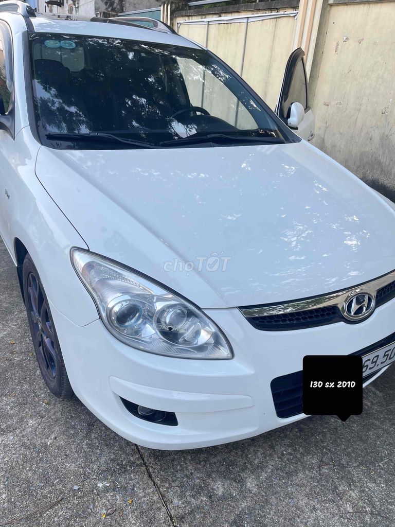 Hyundai i30 2010 Белый