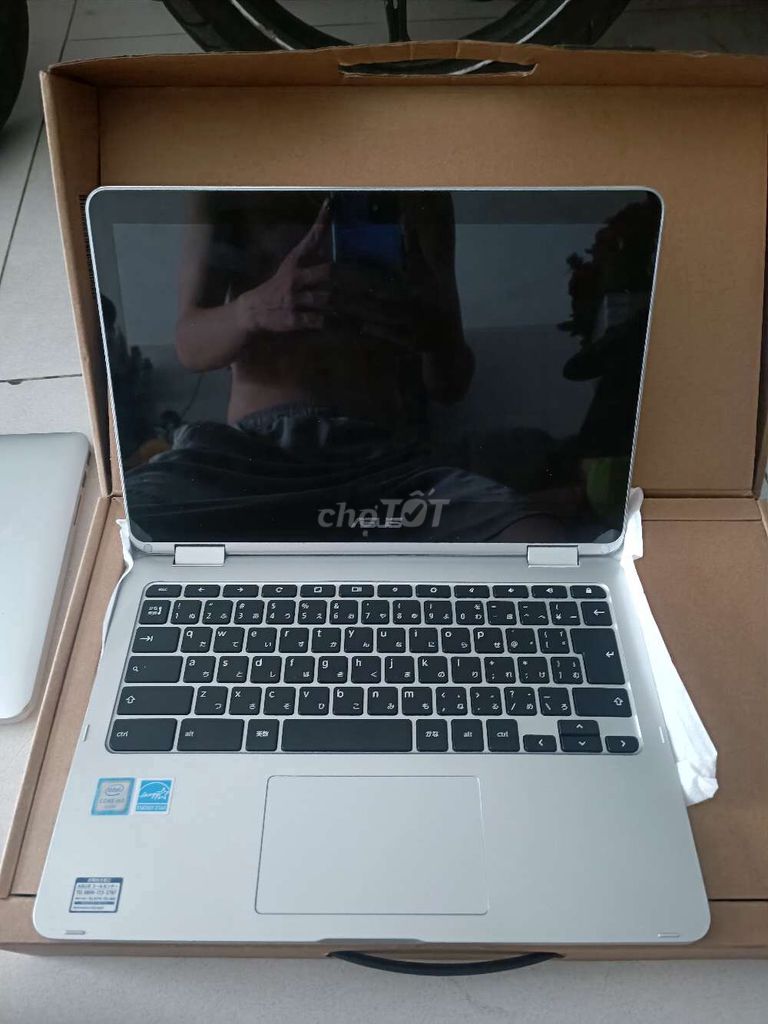 Asus Chromebook xoay gập 360 cảm ứng full nhôm 99%