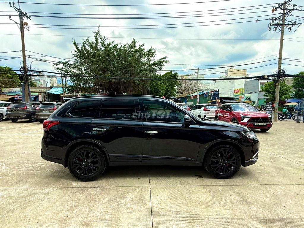 Mitsubishi Outlander 2.0 CVT 2019  - Odo 67.000 km. Mua bán Ô tô tại Thành phố Thủ Đức Tp Hồ Chí Minh được đăng bởi Mitsubishi Chính Hãng hình 4