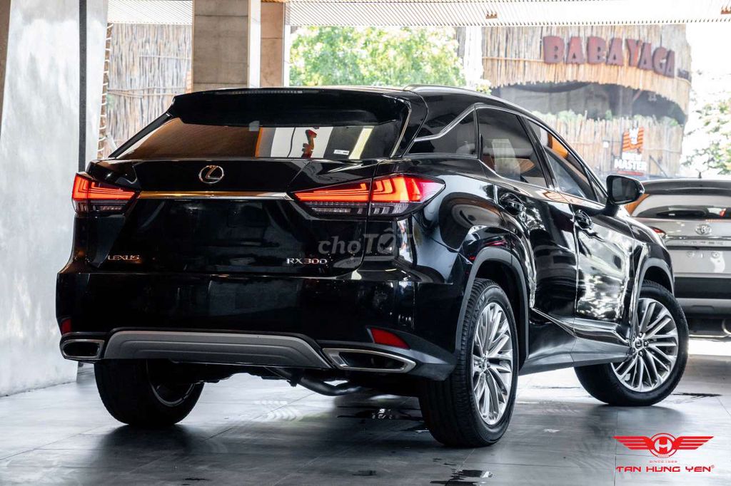 Lexus RX300 ,2020 lăn bánh 6v KM,màu đen nt nâu. Mua bán Ô tô tại Quận Hải Châu Đà Nẵng được đăng bởi TÂN HƯNG YÊN AUTO hình 5