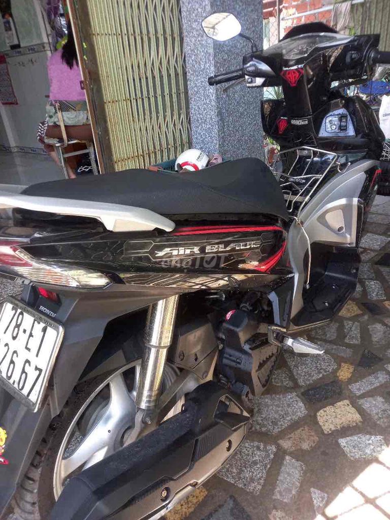 cá nhân bán xe AB125 2017bsphú yên, gtcv. Mua bán Xe máy tại Thành phố Qui Nhơn Bình Định được đăng bởi DƯƠNG HẠNH hình 4