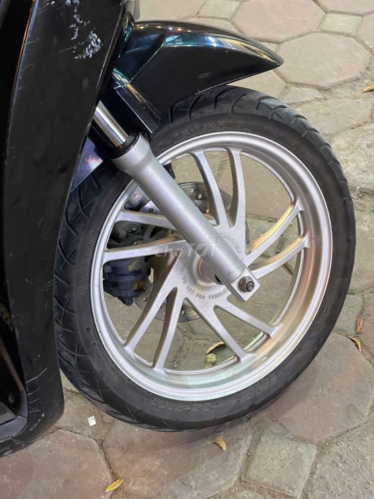 Bán nhanh xe 39,7tr Sh150i 2015 khóa smk. Mua bán Xe máy tại Huyện Thanh Trì Hà Nội được đăng bởi nguyen nguyen hình 5