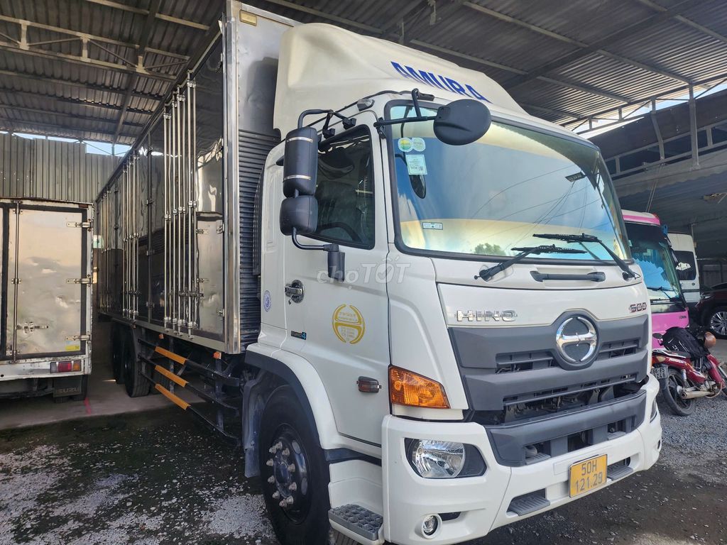 Chính Chủ- xe tải HINO 3 chân cuối 2021, thùng kín. Mua bán Xe tải, xe ben tại Quận Gò Vấp Tp Hồ Chí Minh được đăng bởi Tên chưa cung cấp hình 2