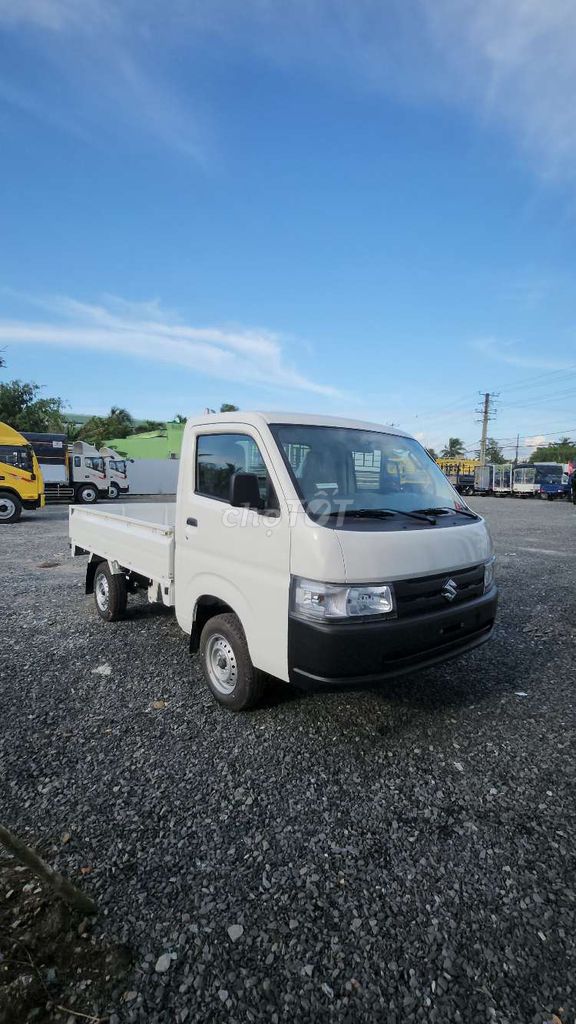 Xe tải SUZUKI CARRY PRO trang bị màn hình và cam