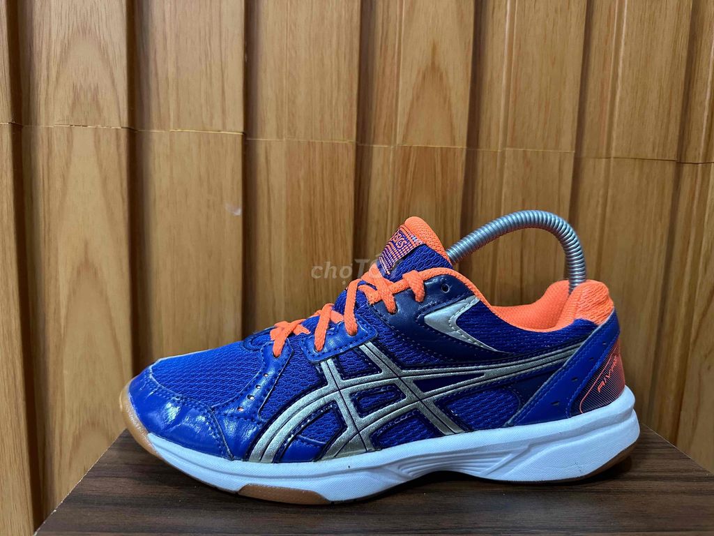 Giày Asics cầu lông size 37.5 chính hãng 95%