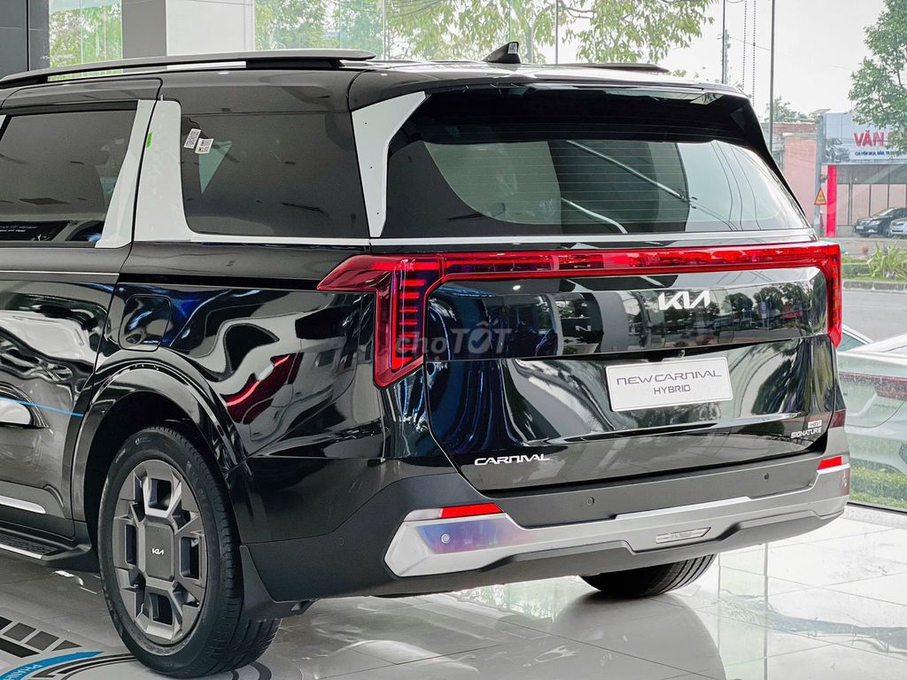 KIA CARNIVAL 1.6T HEV 2025 GIẢM 80TR. Mua bán Ô tô tại Quận 7 Tp Hồ Chí Minh được đăng bởi Tú Mada Kia Phú Mỹ Hưng hình 4
