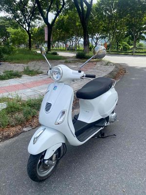 Chính chủ cần bán xe Vespa 3vie máy rin êm chạy ng. Mua bán Xe máy tại Quận Liên Chiểu Đà Nẵng được đăng bởi Nam