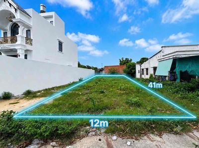 CHỦ QUA THÁNG ĐI MỸ ĐỊNH CƯ GỬI BÁN LÔ ĐẤT 494m2 , SHR , MT Đ.NHỰA