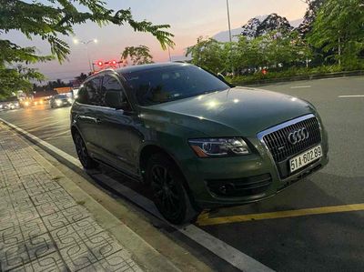 Audi Q5. máy 2.0 tubo số 7 cấp