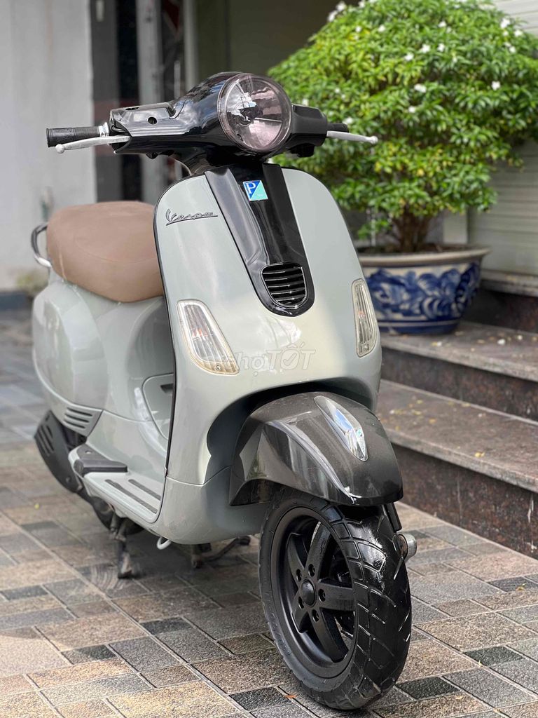 Vespa Lx 125 3Vie sản  xuất 2013. Mua bán Xe máy tại Huyện An Dương Hải Phòng được đăng bởi PHÚ hình 2