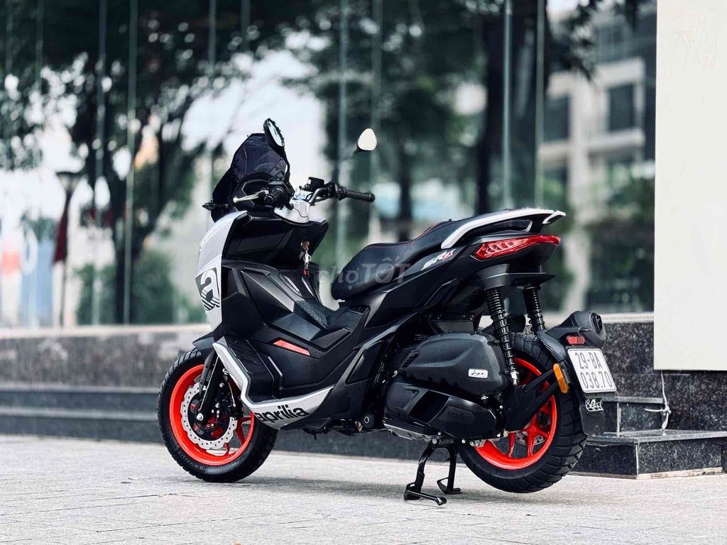 Aprilia SR GT 200. Mua bán Xe máy tại Quận Cầu Giấy Hà Nội được đăng bởi Tuấn Việt Motor hình 3