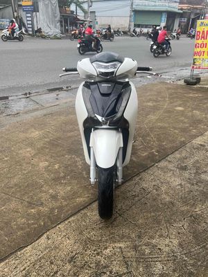 sh 125 zin đẹp chính chủ 60 có bán trả góp. Mua bán Xe máy tại Huyện Trảng Bom Đồng Nai được đăng bởi cửa hàng xe máy Trần Sơn 