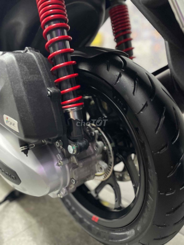 Piaggio Medley 2024 Vàng đồng 5000km. Mua bán Xe máy tại Quận Phú Nhuận Tp Hồ Chí Minh được đăng bởi DŨNG HOÀNG  hình 8