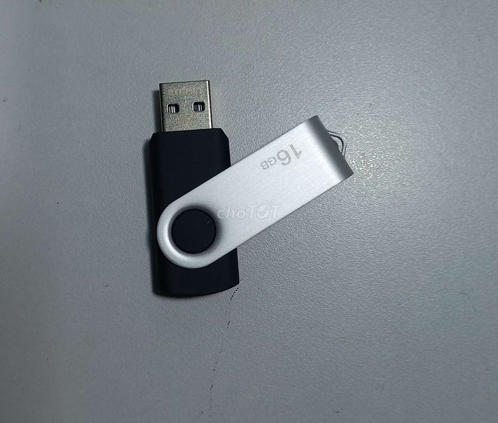 USB Enfain 16GB Đen bạc Mới. Mua bán Phụ kiện (Màn hình, Chuột...) tại Quận Tân Bình Tp Hồ Chí Minh được đăng bởi Huyền Trinh hình 1