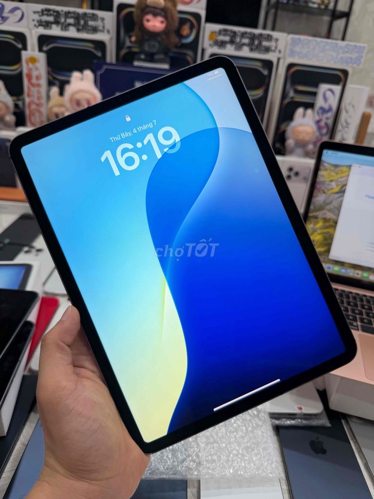 iPad Pro 11 in 2018 64GB + 4G Xám Pin Cao 90% zin. Mua bán Máy tính bảng tại Thành phố Thủ Đức Tp Hồ Chí Minh được đăng bởi Táo Uy Tín Chuyên Cung Cấp Sỉ Và Lẻ Tuyển Công Tác Viên hình 1
