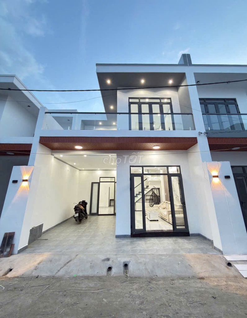 CẦN BÁN GẤP NHÀ  7 MÉT CỰC ĐẸP NGAY BIÊN HÒA CHỈ 700TR NHẬN NHÀ