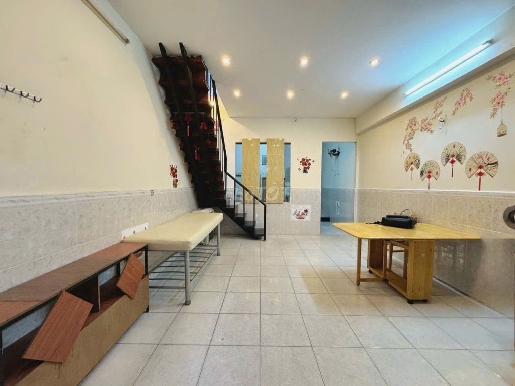 Аренда · 2 комн. · 52 м² · Quận 3, ул. Đường Lê Văn Sỹ